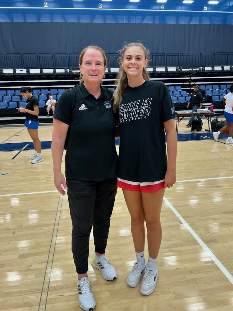 Adriana Copeland (@acopeland_) on Twitter photo Thank you @coachbonnieUCSB and <a href="/UCSB_WBB/">UC Santa Barbara Women’s Basketball</a> coaches and players for the amazing elite camp! I had a great time this weekend playing against elite players; I learned a ton over the weekend. My 5v5 team went 4-0 and my 3v3 team made it to the finals!! Thank you @coachbonnieUCSB and <a href="/UCSB_WBB/">UC Santa Barbara Women’s Basketball</a> coaches and players for the amazing elite camp! I had a great time this weekend playing against elite players; I learned a ton over the weekend. My 5v5 team went 4-0 and my 3v3 team made it to the finals!!