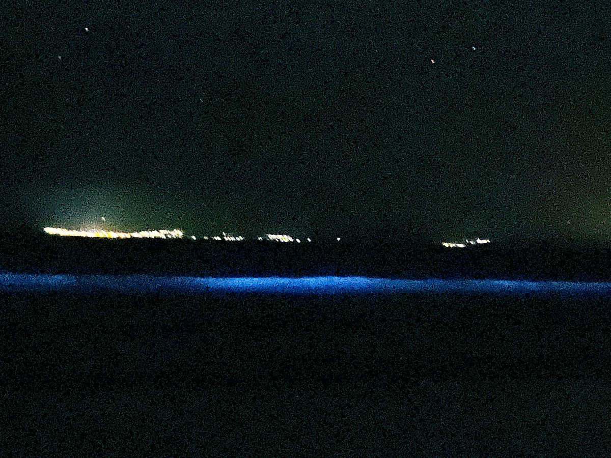 xmrey's tweet photo. Mar de ardora, esta noite 💙
(Fotos de móvil…) https://t.co/ytVlbaOlEw