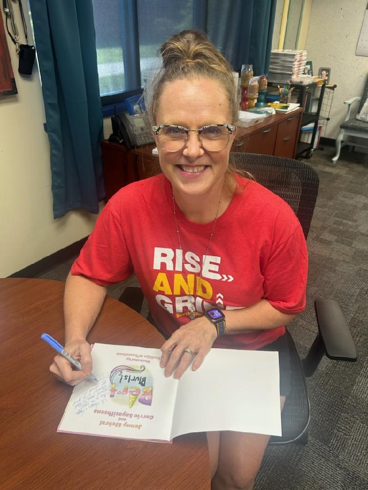 On Friday I signed my first copy of Bert Blurts! What fun! When was the last time you did something for the first time?
Bert Blurts! a.co/d/9NqGnpu 
#indieauthor #picturebooks #unicorn