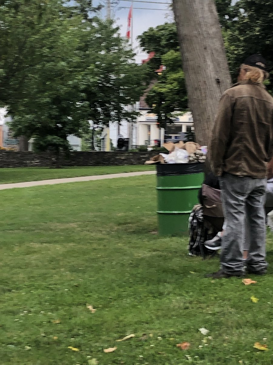 WikychickJ's tweet photo. @NorfolkCountyCA it’s the long weekend.  Surely someone is working overtime to empty garbages!! https://t.co/BPPLwlzZKt