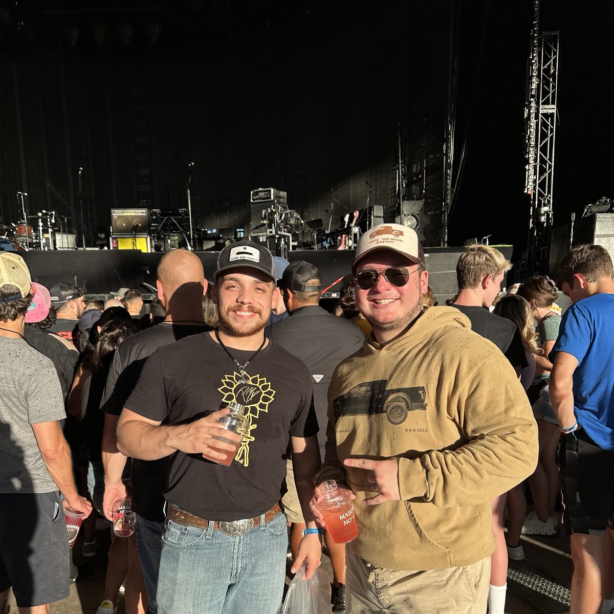 RealBrandonRyan's tweet photo. If Y’all Weren’t Here, I’d Be Crying 🗡️💧🥃 
•
#postmalone #dallastexas #concert #ifyallwerenthereidbecrying #posty #postyco #Postmaloneconcert https://t.co/2r6x0RfVdo