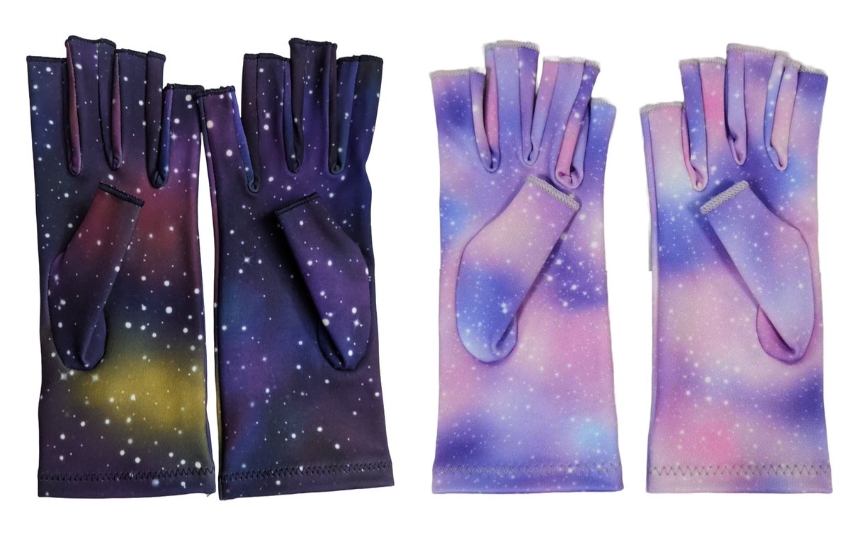 BibiBlossoms's tweet image. It cost 0$ to Repost a Black disabled queer small business! It could lead to my next sale.

I sell pins, stickers, compression gloves, artist gloves, binders, hip braces, wrist braces, compression socks, sports bras, compression leggings &amp;amp; more!

Store details below!