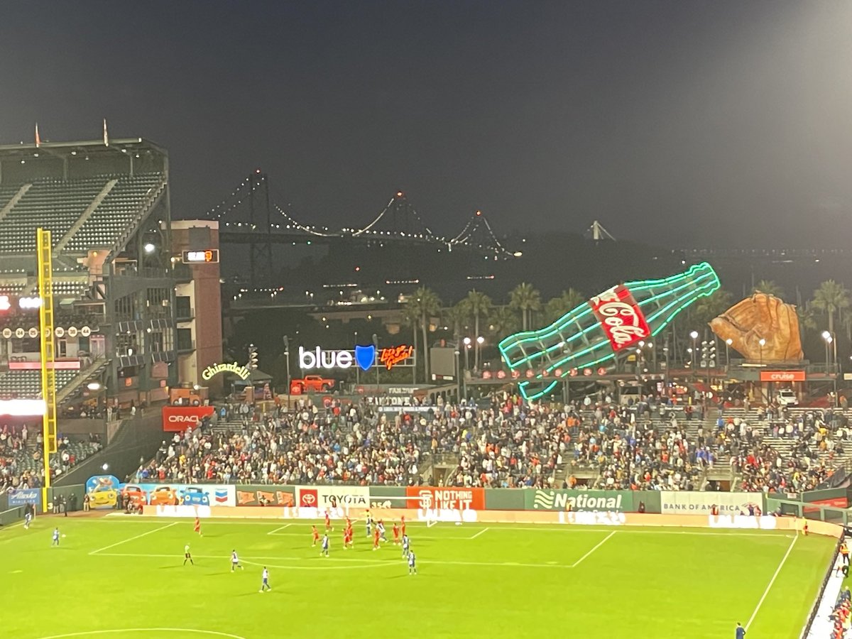 When the Oracle Park stadium changed from Baseball to Soccer.  It was fun to see ⁦<a href="/Atleti/">Atlético de Madrid</a>⁩ Athletico de Madrid vs ⁦<a href="/SevillaFC/">Sevilla Fútbol Club</a>⁩ #Oracle #SanFrancisco