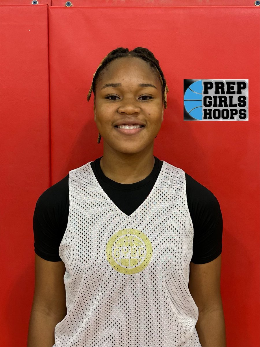 The most vocal player in the gym <a href="/Gybcircuit_/">GYBC</a> today was definitely Jurnee Blye ‘27
She was flashing in and out of the paint getting open for her points and she had some nice post moves to score. She found her teammates cutting to the basket making the dish inside