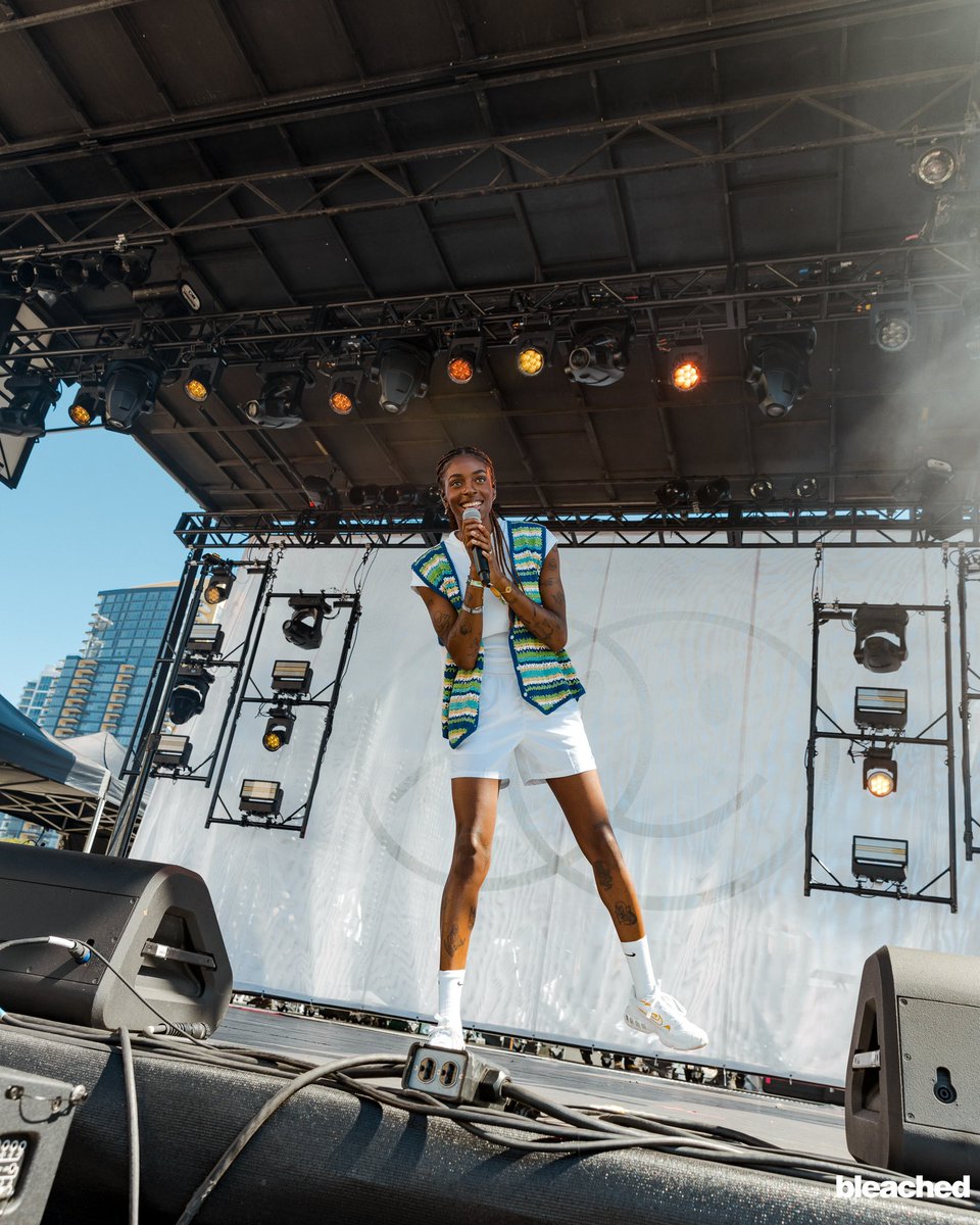 Basking in <a href="/catburns/">Cat Burns</a>’ presence 💭 #bleachedfest