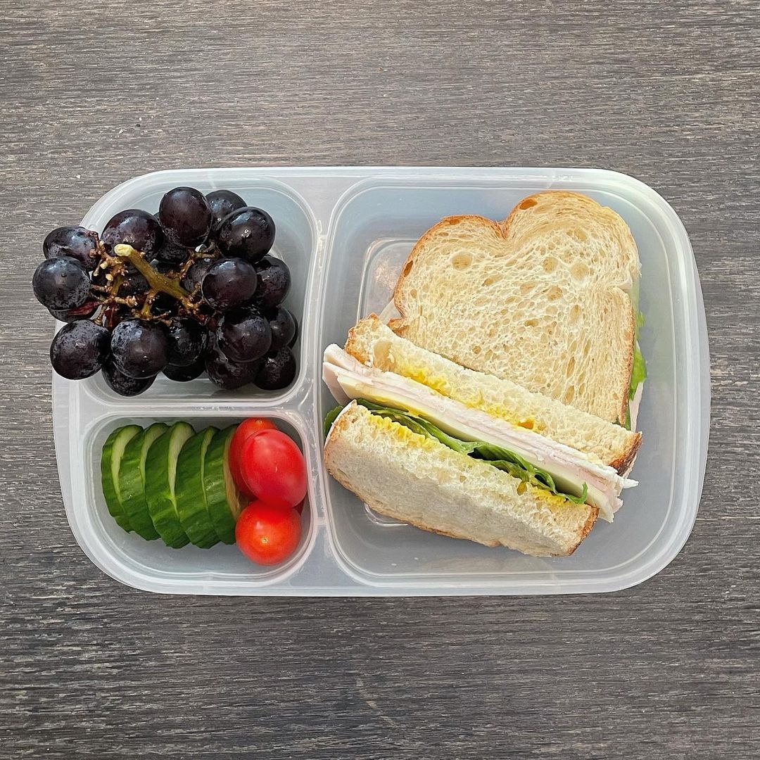 EasyLunchboxes tweet media