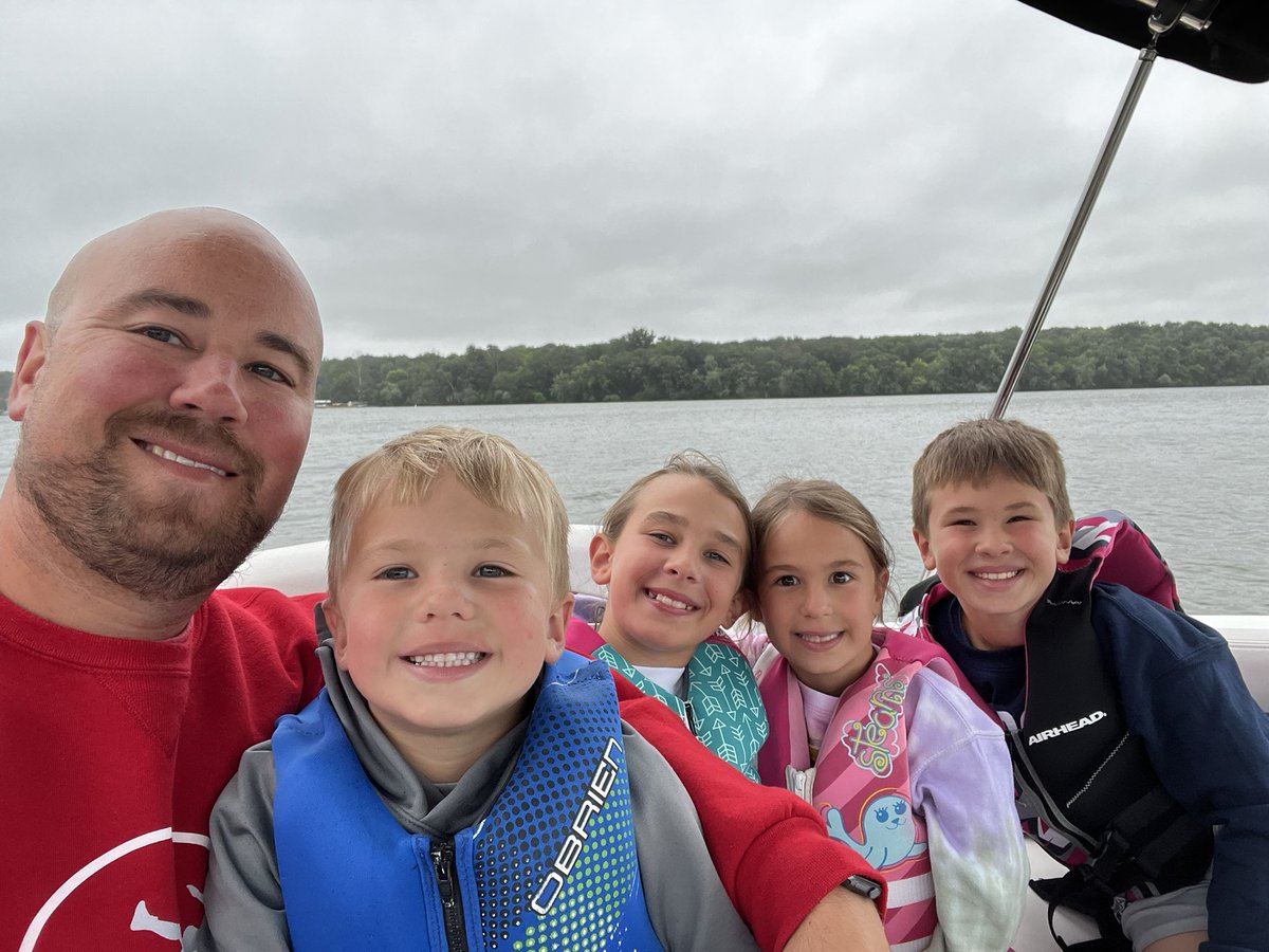 Enjoying the last few days at Boji but missing the one that holds us all together <a href="/BrookeDungey/">Brooke Dungey</a>  had to head home to get back to work. Love you and wish you were here.