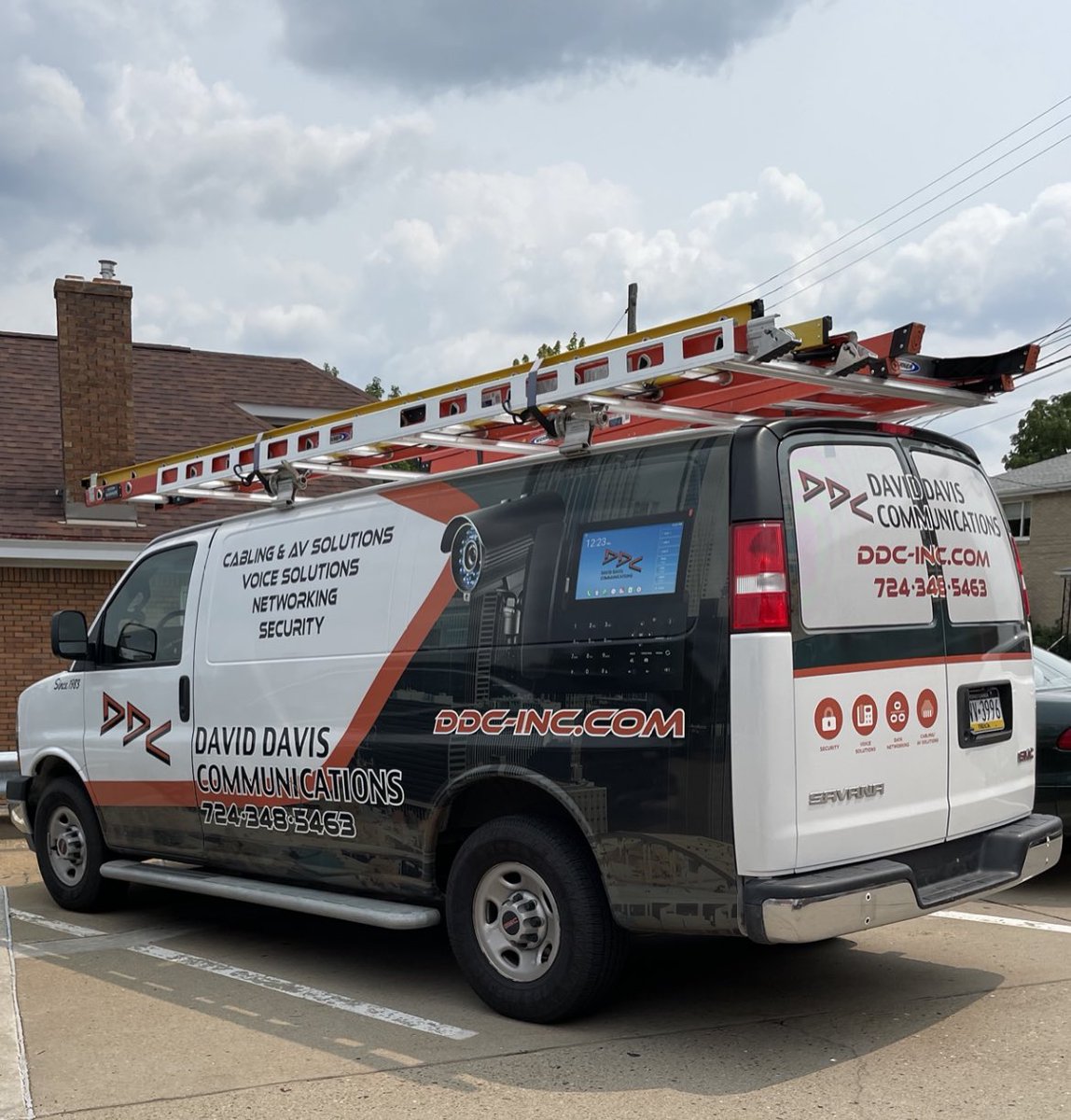 FoyleDaniel's tweet image. The best #telecommunication #videosurveillance #security #data and #cabling company in #Pittsburgh and #Florida. Give David Davis Communications a call for your company’s technology needs.  Find out why customers have trusted us for 40 years!  412-746-1504 and 724-348-5463