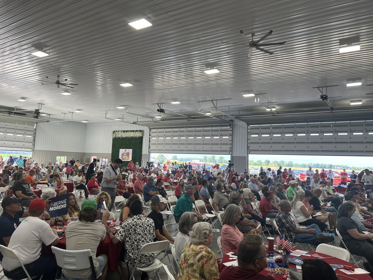Had a blast in Marysville today at the <a href="/UCRPOhio/">Union County GOP</a> Summer Barn fest and enjoyed the opportunity to speak to a huge crowd of patriots.