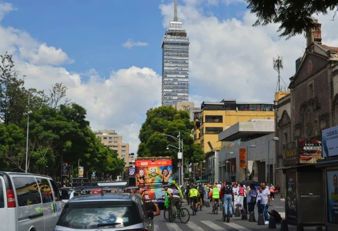 ¡Que emocionante! 🙌🏻

Este domingo se realizó la medición oficial de la ruta del Maratón de la Ciudad de México <a href="/Telcel/">Telcel</a> 2023, los 42.195 kilómetros quedaron registrados por parte de agrimensores oficiales ¡Todo listo corredoras y corredores! 🏃‍♀️ 🏃‍♂️