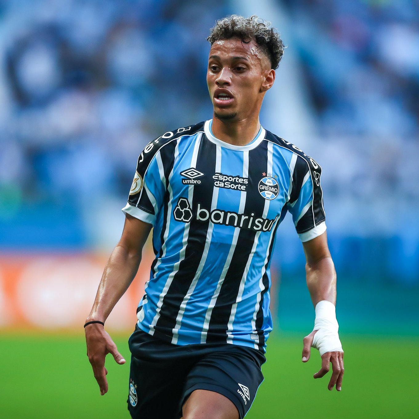 Segundo jornalista, Bitello está vendido!