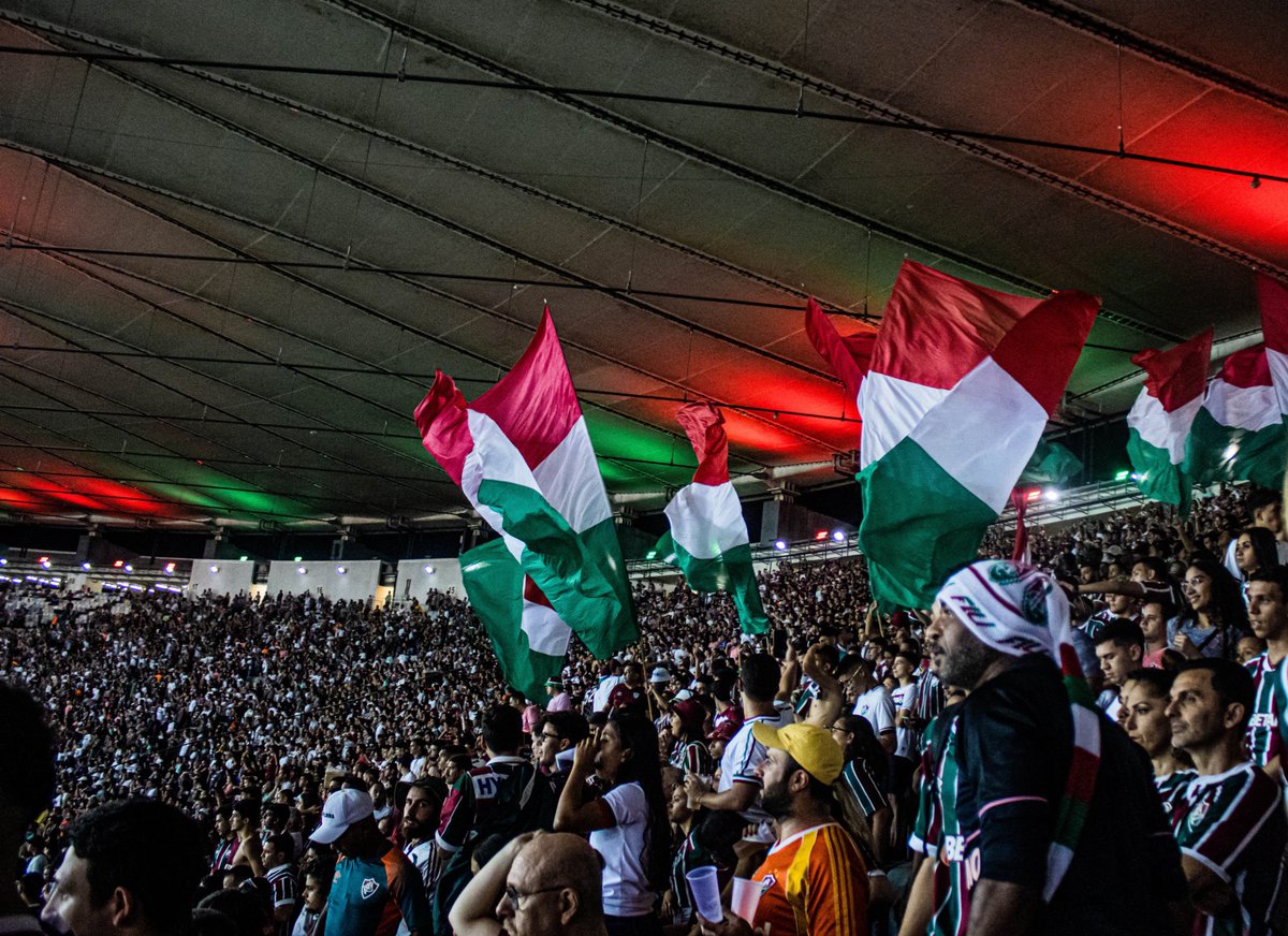 TERÇA-FEIRA É DIA DE JOGARMOS JUNTOS ATÉ O FIM. PELAS NOSSAS CORES! É DECISÃO! 🇭🇺🇭🇺🇭🇺

📸 Marina Garcia/FFC
