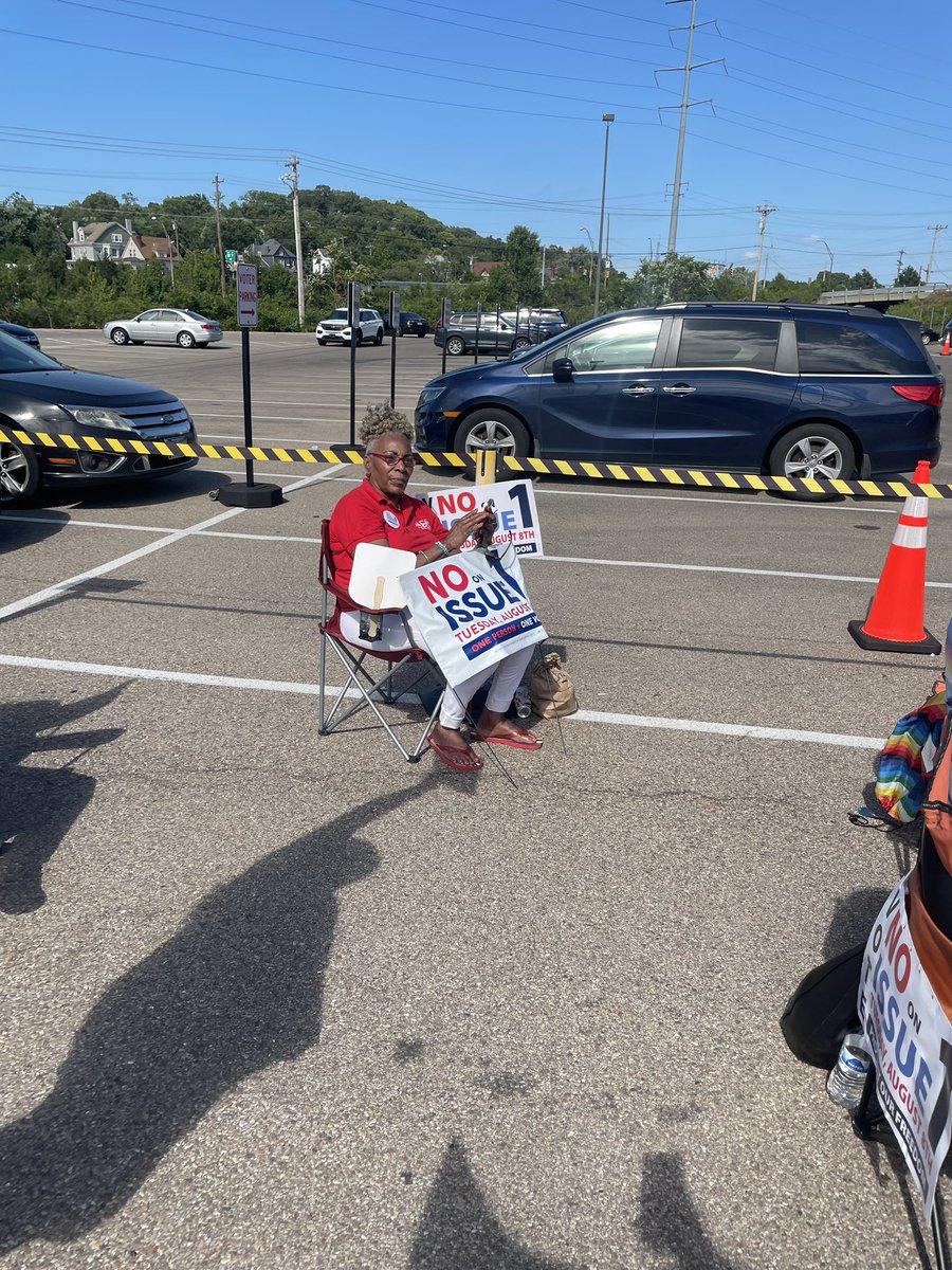 Pastor Tracie Hunter tweet media