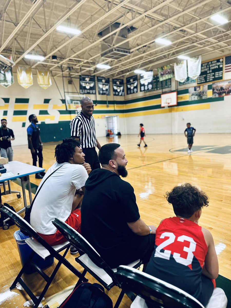 CoachJay tweet media