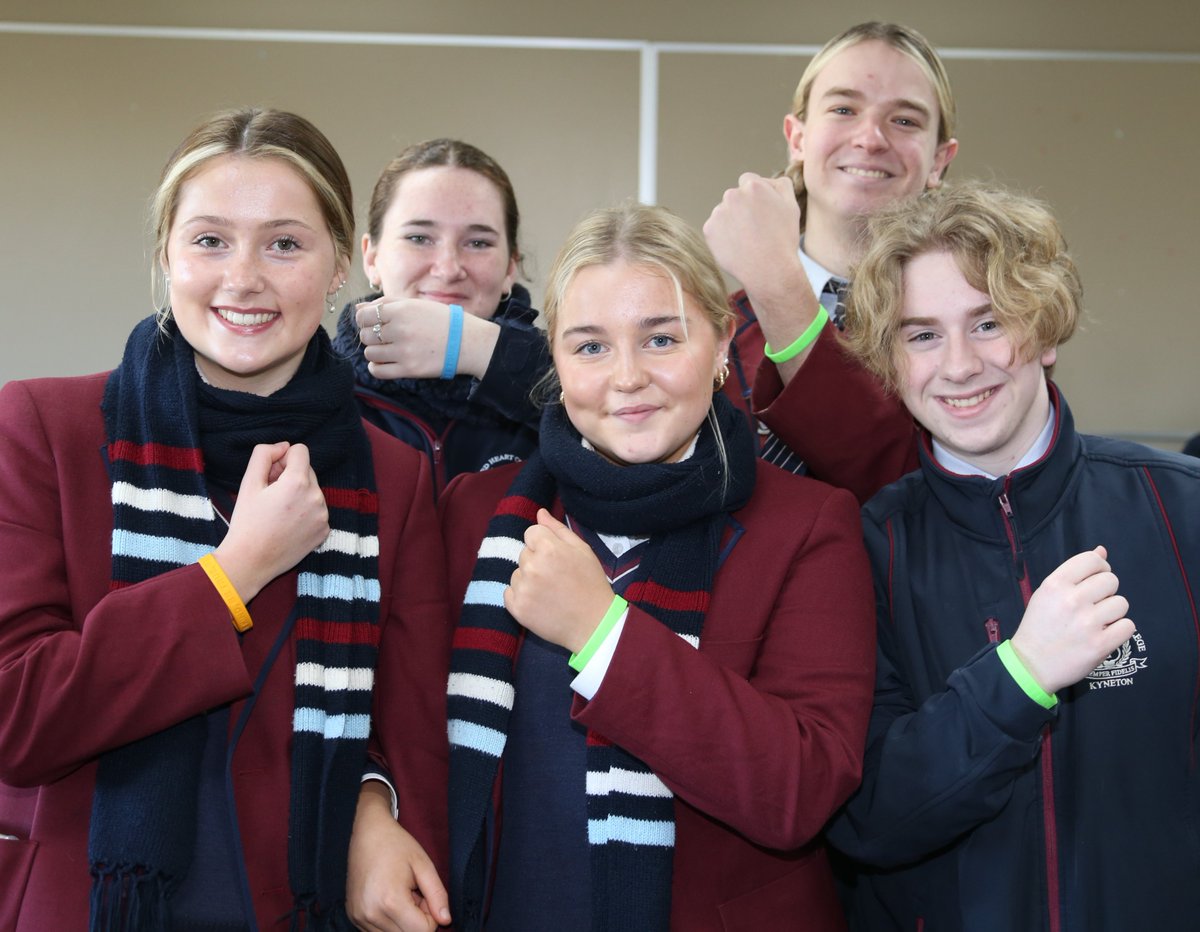 shckyneton's tweet photo. Students were given wristbands displaying the message "Be Kind, Be True, Be You" this morning as a way of marking the start of #WellbeingWeek. They could also join a Hip Hop class at lunchtime. More activities, aimed at nurturing #positiveWellbeing across the week. #SHCK https://t.co/zJq08jXL2U