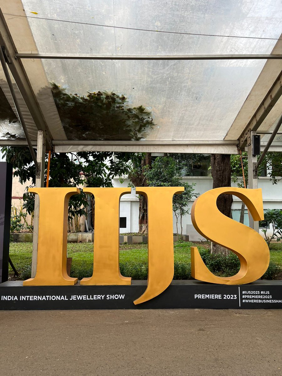 SeventyEMG's tweet photo. We curated India’s Largest B2B gems &amp; jewellery show! https://t.co/gZBKRN5J1W