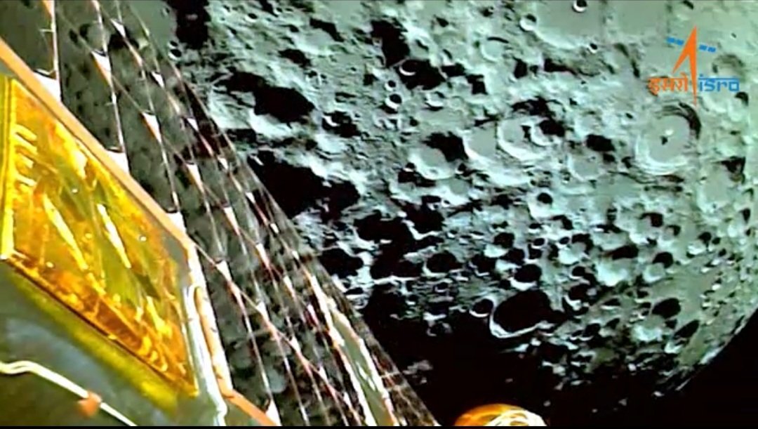theattn's tweet photo. ISRO shared the FIRST images of Moon as captured by Chandrayaan-3.
On Saturday, Chandrayaan-3 had sent a message to ISRO saying ‘I feel the lunar gravity’ after it had entered the lunar orbit https://t.co/znLAYhnWRo