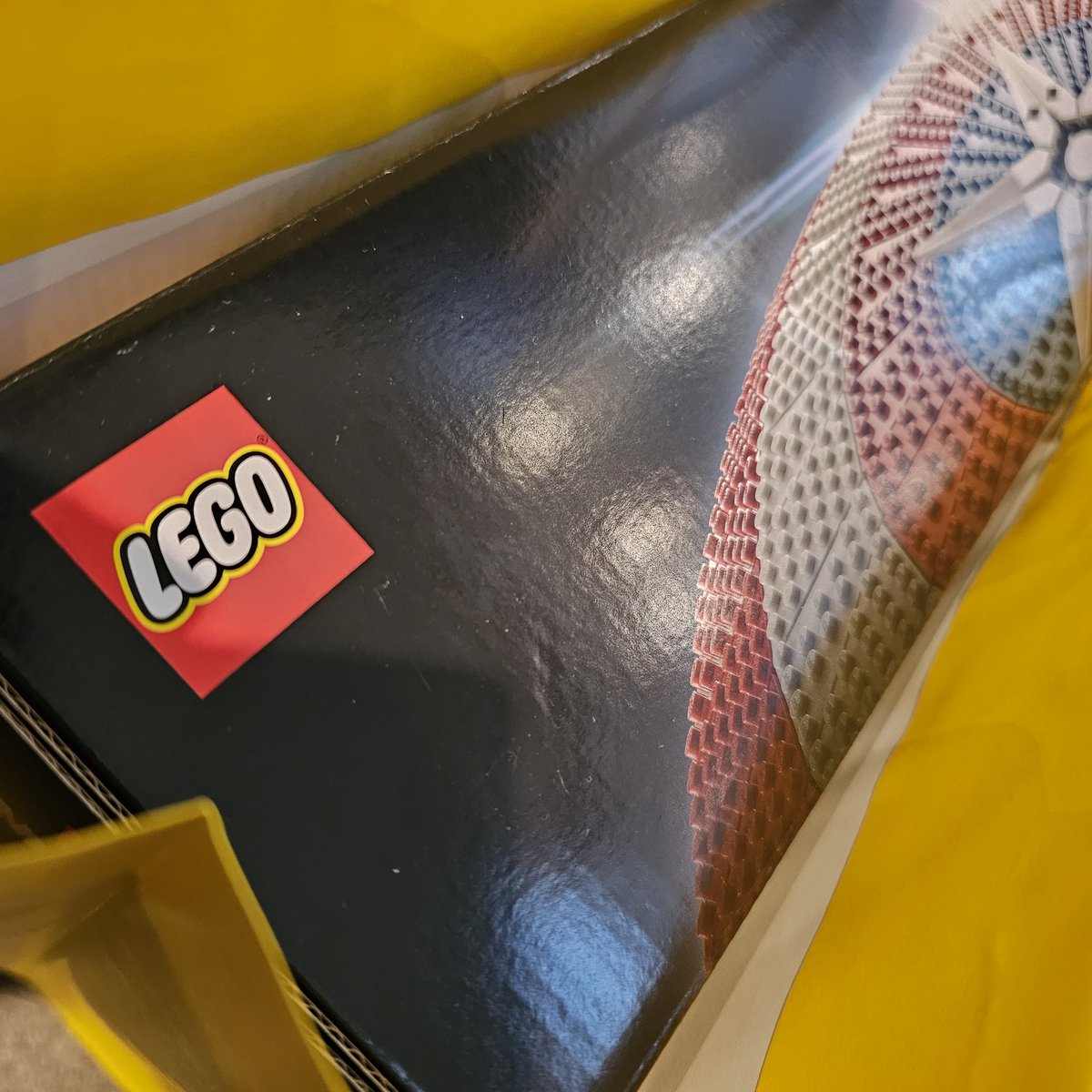 SupermuzTwitch's tweet photo. Lego build stream???  #lego #buildstream #captainamerica #twitch https://t.co/IqKbVAVWlE