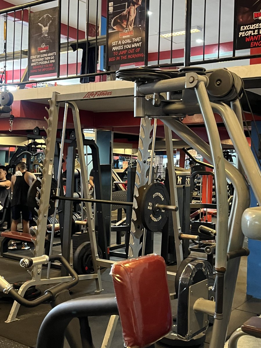 satospace_'s tweet photo. grah 🏋️ https://t.co/XCVg5uTbTQ