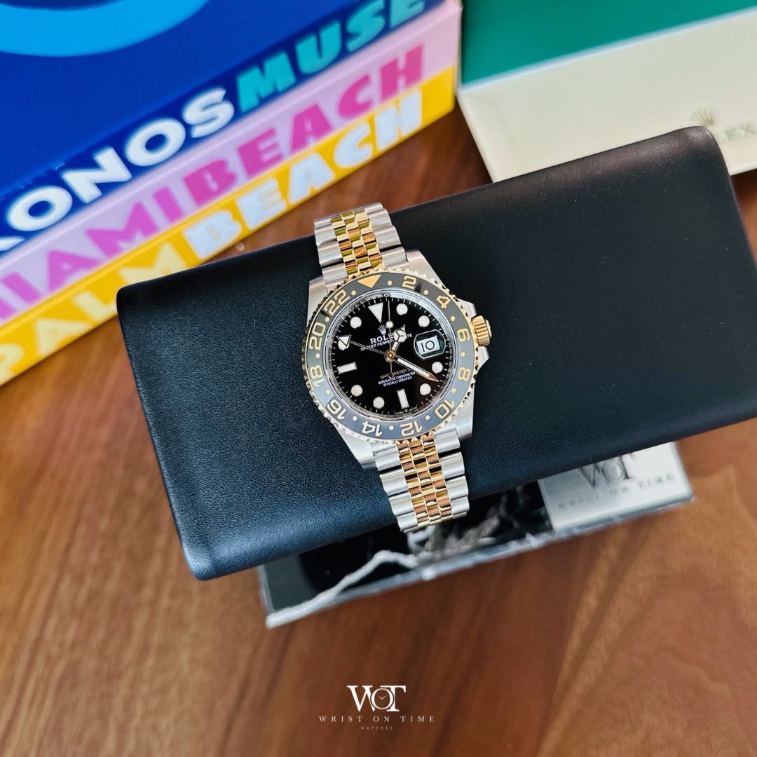 cbarrera1998's tweet photo. This piece is so hot 🥵🥵

#Rolex #watch #watches #watchaddict #patek #fyp #explore #Messi𓃵 #InterMiamiCF #LeaguesCup2023 https://t.co/MgK4pSQ4CW