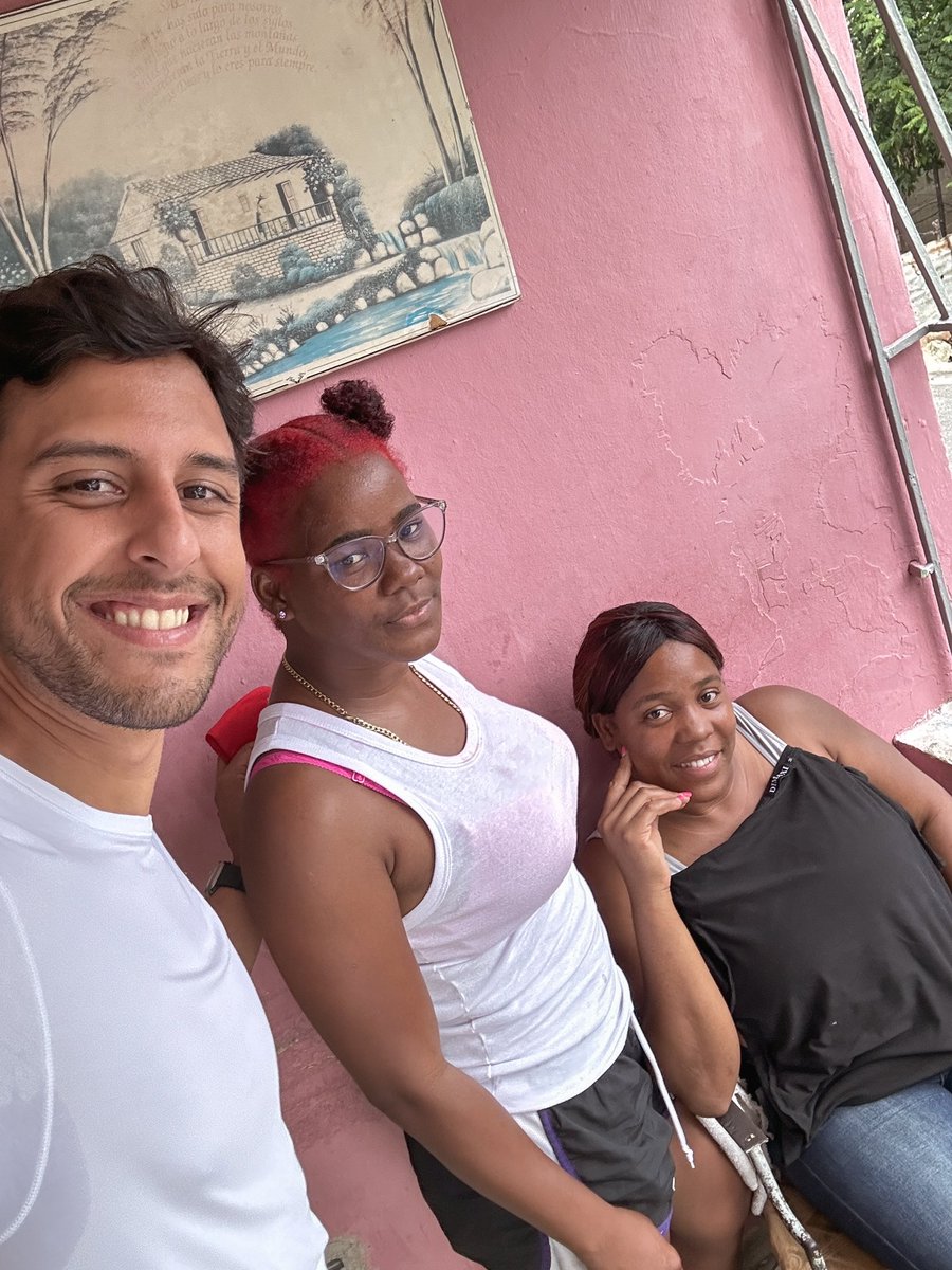 RaymondRguez__'s tweet photo. Los de la circunscripción #2 del Distrito Nacional somos gente buena y cherchosa 😄🫶🏻 eso nos caracteriza a todos nosotros, la pase muy bien visitando La Hondonada📍
Estoy pensando hacer un junte muy pronto, coméntenme aquí abajo 👇🏻👀 los que se animan
#RaymondDiputado #AHORAES https://t.co/NjvNEwzPUR