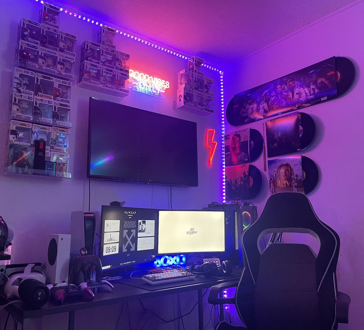 iTzzGunner_'s tweet image. Setup Vibes! 🤩🔥 #gamingsetups #pcsetups #pc #contentcreator