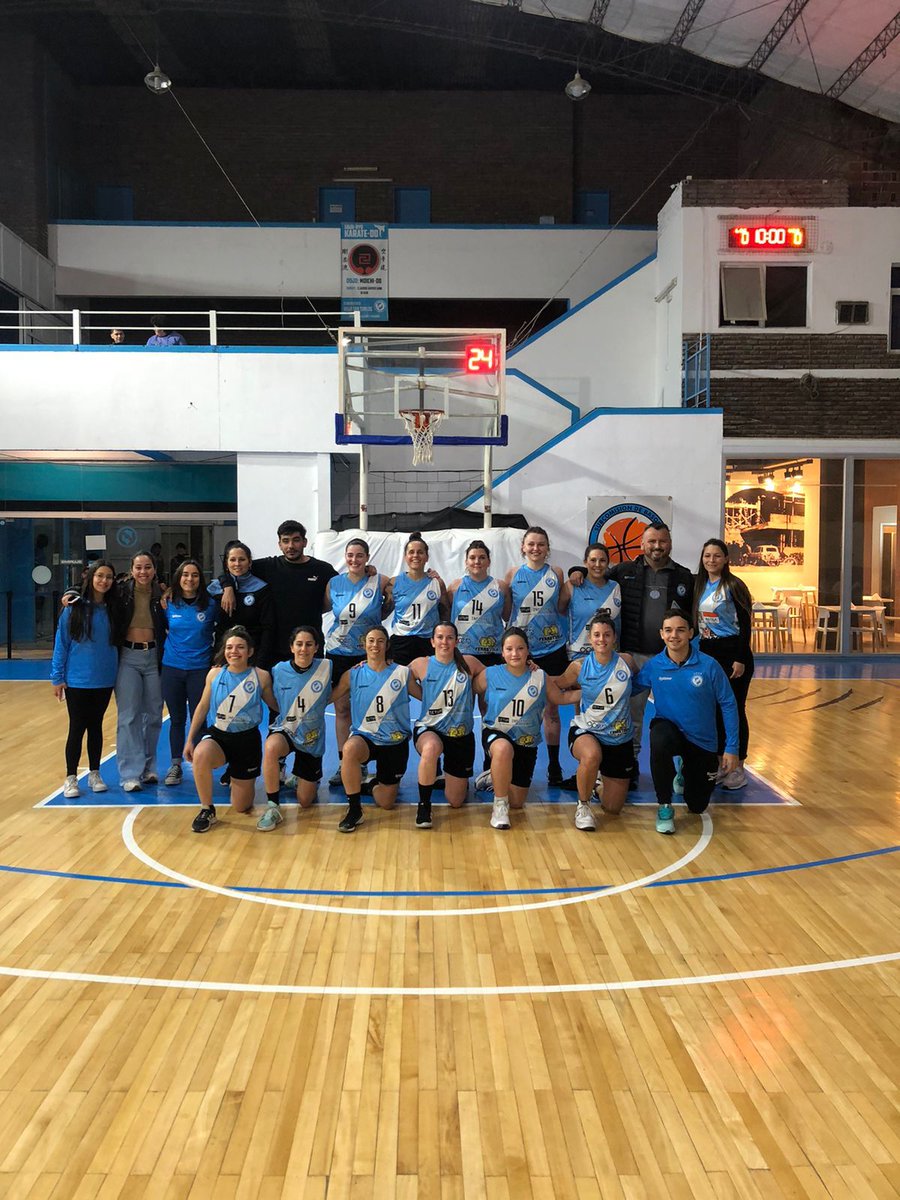 BasquetVsC's tweet photo. ⛹️ Primera División Femenina 

📅 UNLP

✅ ¡Los esperamos a todos para alentar a nuestras diferentes categorías!

💪 ¡Siempre poniendo todo para hacer crecer nuestra actividad y nuestro club!

#SubComisiónDeBasquet 🏀
#SomosLaVilla 💙
#SomosFamilia 👪 https://t.co/5CUKpKeDk5