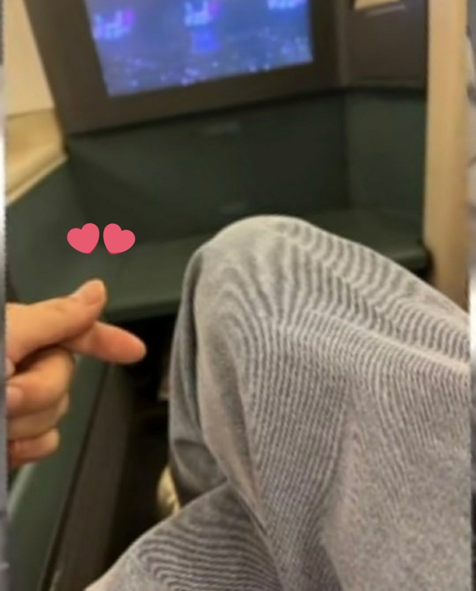 PL_Onlyy's tweet photo. 아주 많이 사랑🫰Ⓜ️💖
@ActorLeeMinHo
#LeeMinHo #이민호
#ลีมินโฮ #actorleeminho
#monoz
#minozthailand https://t.co/QtLJg1gTvW
