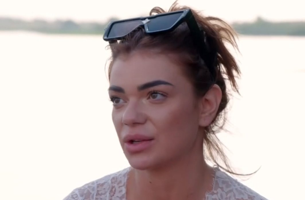 Is she supposed to be the competition?  She needs to smarten up, he wants a green card #90DayFiance #90dayfiancebeforethe90days