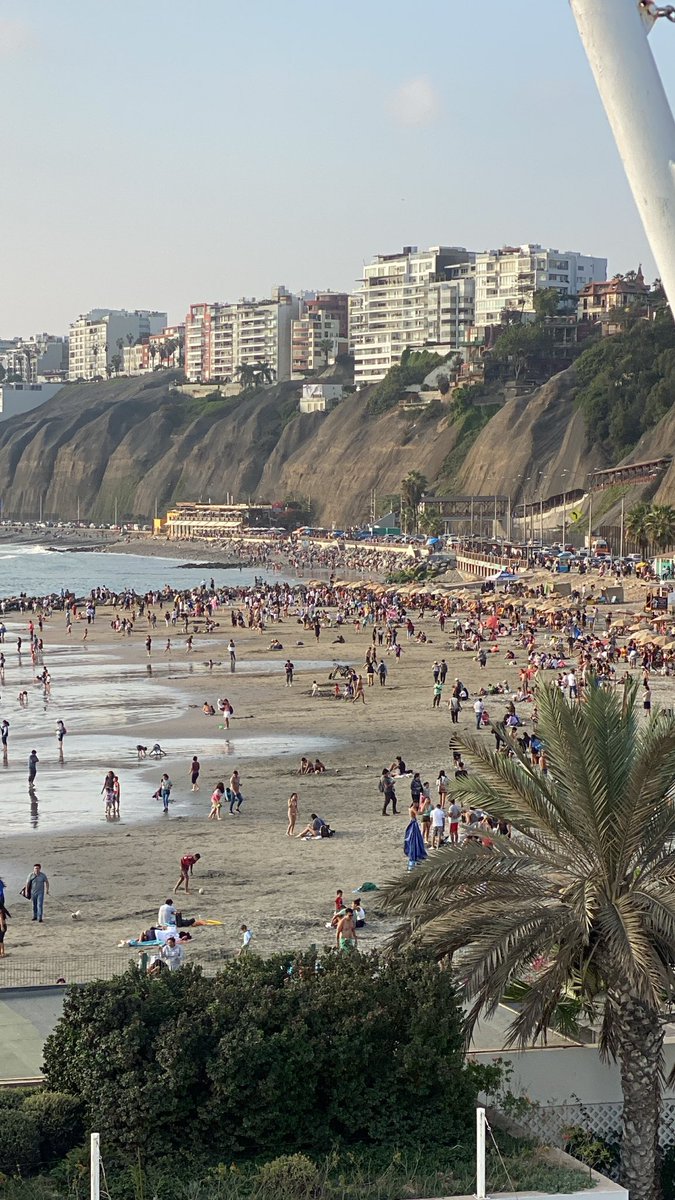 flaaxs's tweet photo. Lima, agosto de 2023 https://t.co/v8hg481hR8