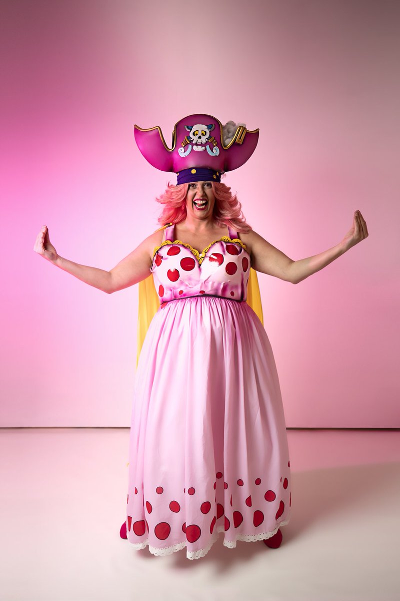 Avera Cosplay tweet media