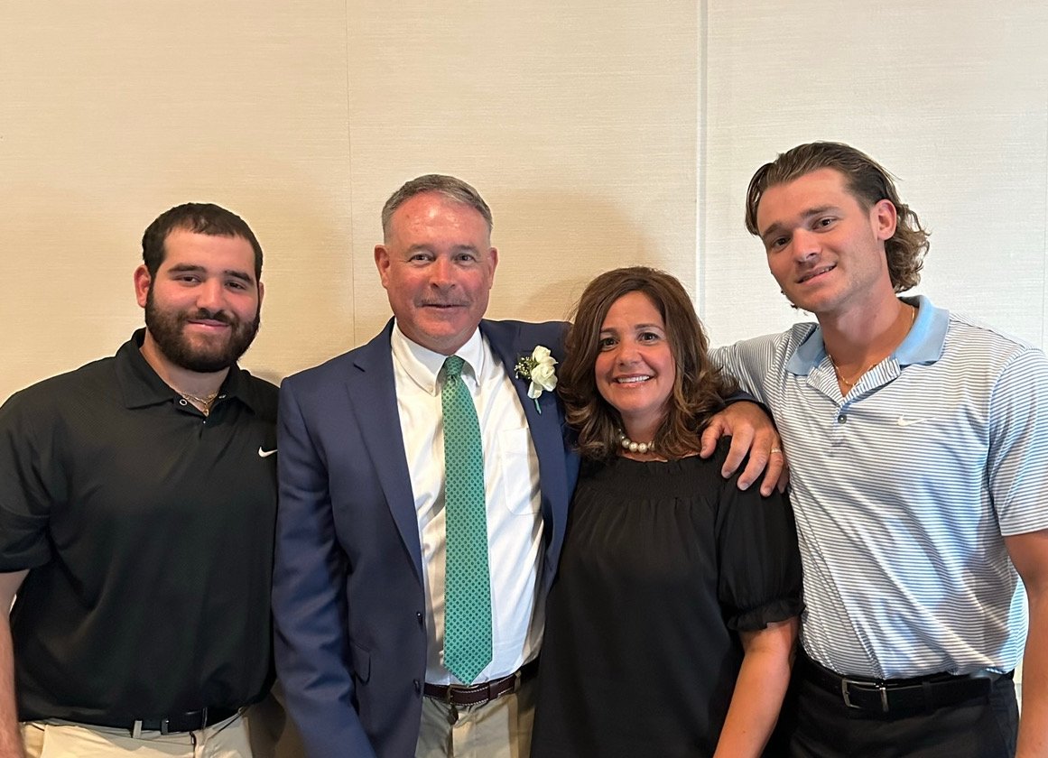 Ted Klamm tweet media