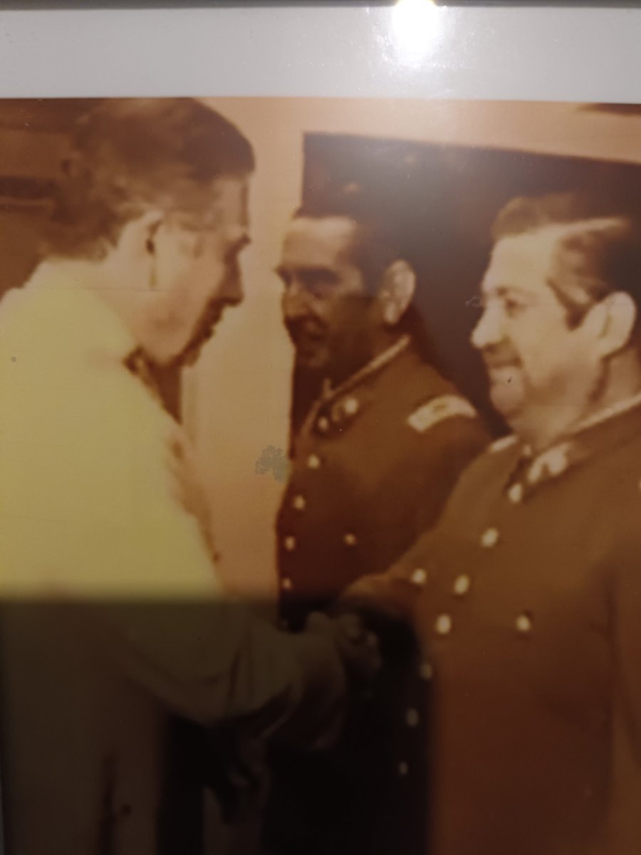 mcontrerasv62's tweet image. El dia que el General Pinochet ascendio a General a mi padre. Noviembre de 1977.