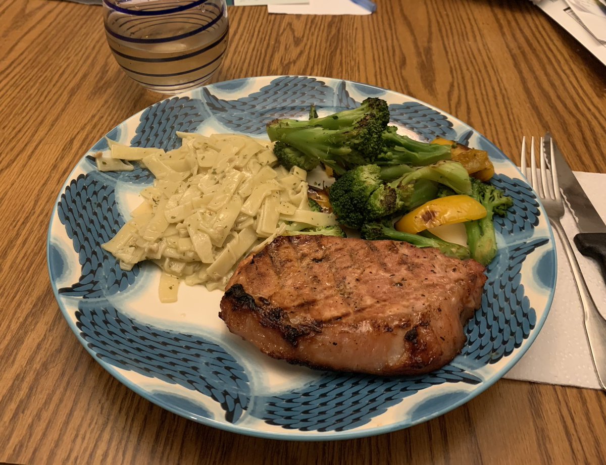 thedullguy's tweet photo. This time next Sunday night I’ll be mentally preparing to see my students for the first time. Tonight tho: dinner for the two of us. Honey-bourbon marinated chops, grilled veggies, garlicky noodles. Happy Sunday, friends. #teacherlife #MTBoSCooks https://t.co/dtyFhrmDFb