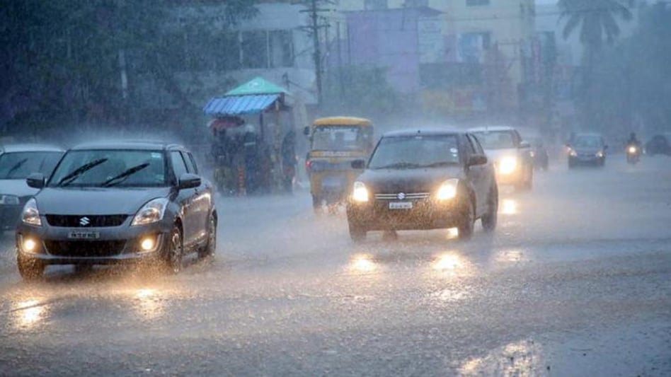 #WeatherUpdate: अगले 5 दिनों के लिए यूपी, उत्तराखंड, बिहार और पश्चिम बंगाल में भारी बारिश की संभावना, वहीं पुर्वोत्तर भारत के लिए ऑरेंज अलर्ट जारी: मौसम विभाग

#monsoonrains