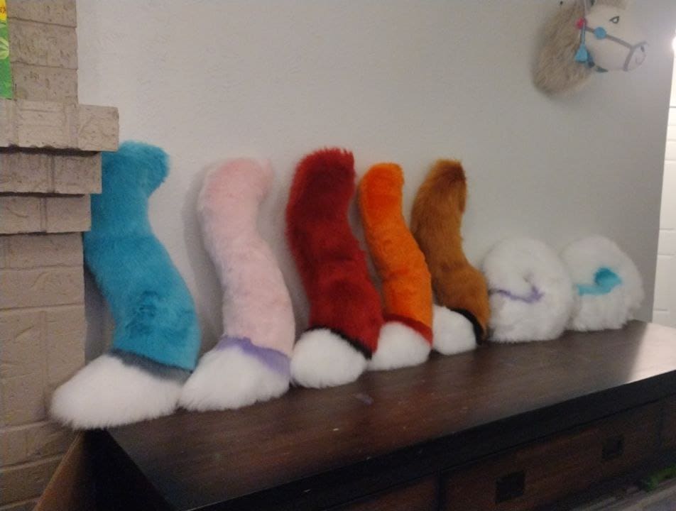 Sunnydawgstudio's tweet photo. Looking to possibly trade for a bluesky code! If anyone would like a custom or premade tail in exchange please dm this account! https://t.co/TG6jpqvMEx