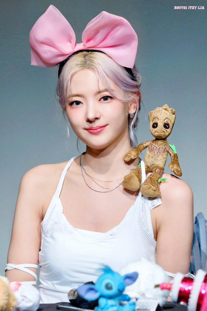 𝟳𝟮𝟭.𝘇𝗶𝗽 tweet media