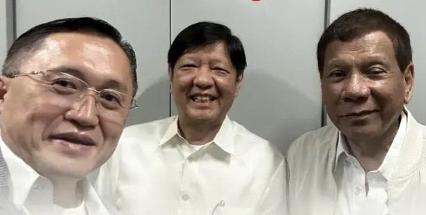 nabunturanguy's tweet photo. Mga nakasusulasok na pagmumukhang ang sarap i-flush sa inidoro! https://t.co/ZZxqklfCcs