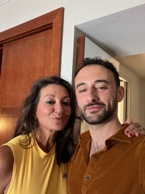 "QUANDRANGLE" Coming to https://t.co/NaGfKMzDIm this week! Join now! https://t.co/8unY9hXyuE