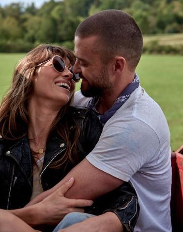 ⠀
⠀
⠀⠀⠀⠀꘎   ۫   💌   ،⠀ 𝓎es⠀ now⠀
⠀⠀⠀⠀   he⠀ /⠀ : ﹫ redheadsuit⠀is⠀ 𝗺𝗶𝗻𝗲
⠀⠀
⠀