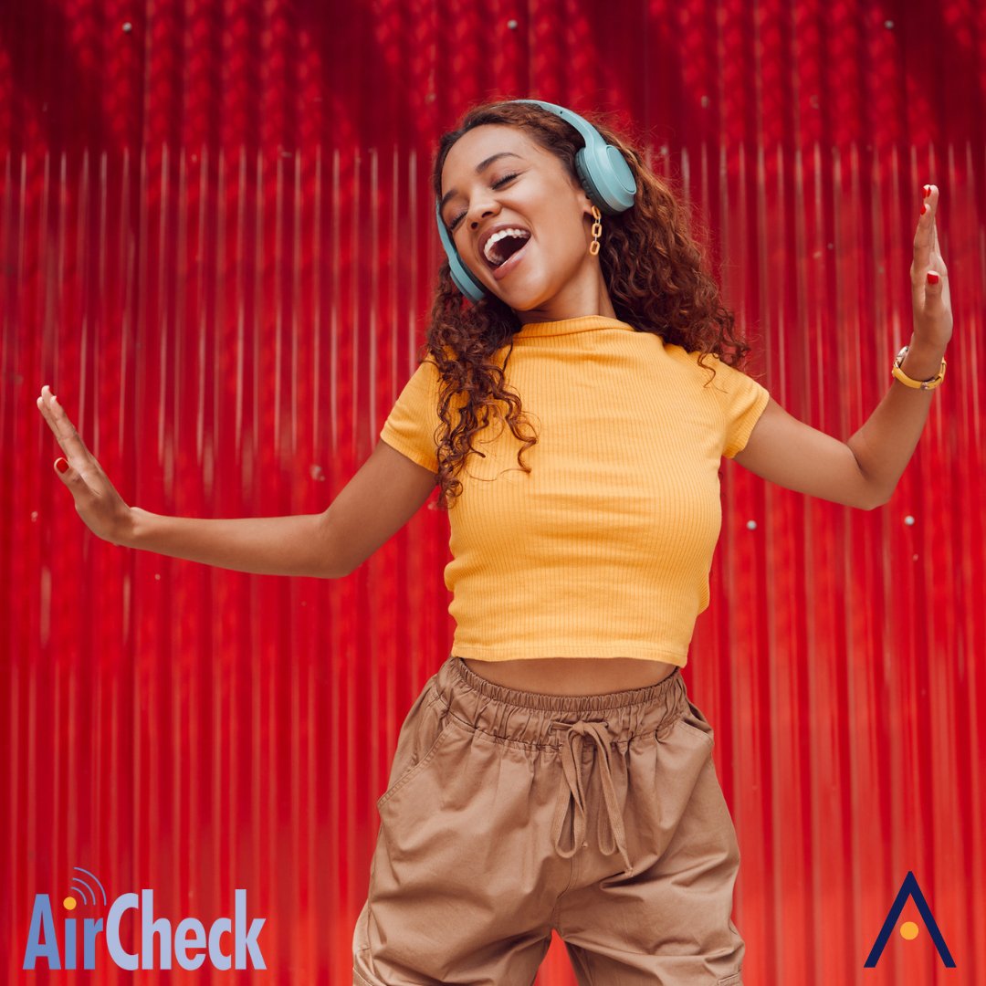 AFSTEREO's tweet photo. 🎵 Tune in now to AFSTEREO TOP 20! 🇿🇦 Discover the hottest South African music hits this week. Who will claim the number one spot? Don't miss out! 
#AFSTEREO #Top20 #SouthAfricanMusic #TuneInNow #BeatsSA #music #hottesttracks #songs #artist https://t.co/K5xnMmAE4B