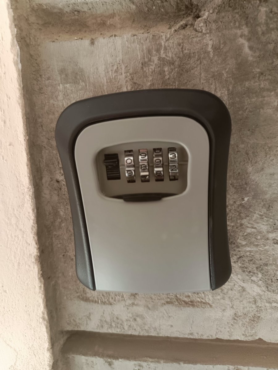 mafichoni_co_ke's tweet image. An analogy for the state of cybersecurity #keysafe @wainainamungai