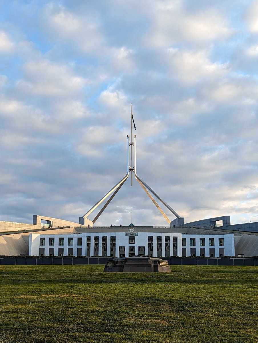 RichardYin16's tweet photo. Here in Parliament to call for health to be protected. 

From fracking, climate boiling Beetaloo gas through to petrochemicals in Middle Arm, our children's health is being sacrificed for short term profits.#saynotobeetaloo

@tanya_plibersek @AlboMP https://t.co/lTOqsBbDn4