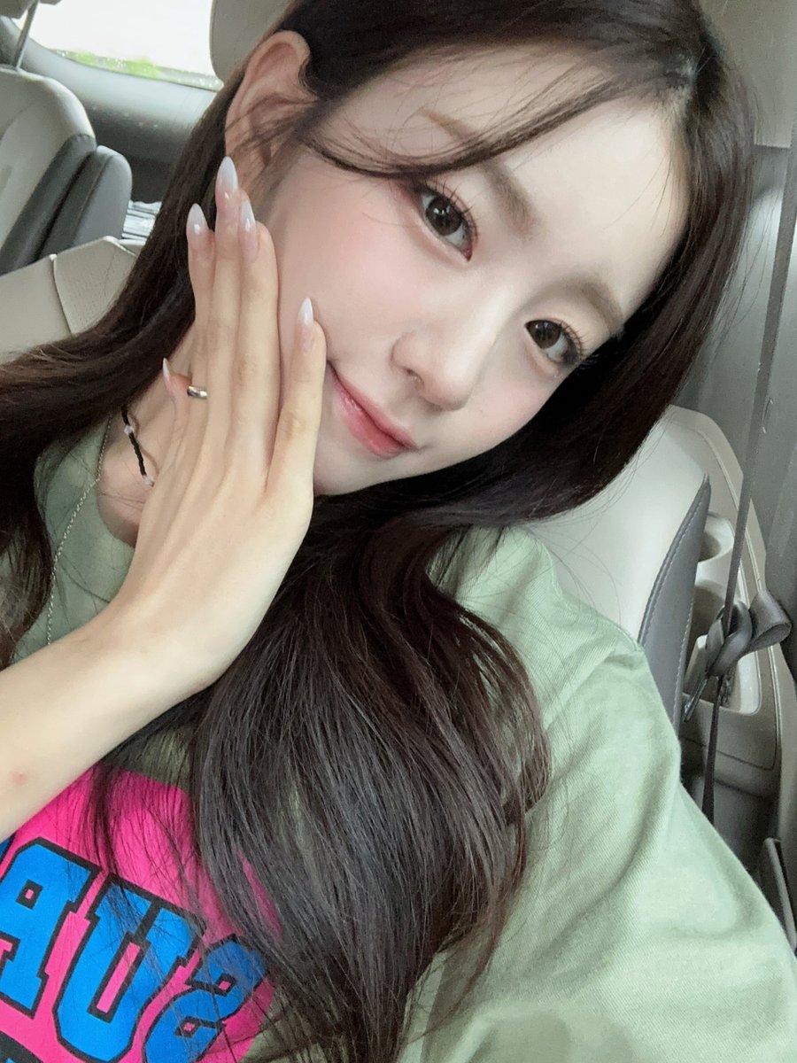 WOOAH 우아 tweet media
