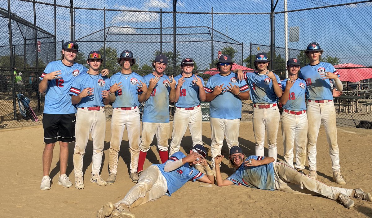 Titans finish the summer season 29-13-3 and a third championship at the @MVPTournaments1 Back 2 School Classic. Pitching was strong as it has been all year, only giving up 8 runs (5ER). Batting came through after slow start on Saturday. Finished .381 on the weekend. C U next year