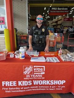 Erica Dent-Lindsay (@dent_2lindsay) on Twitter photo An amazing turnout for the Kids Workshop Saturday!!!
Donuts, paint, stickers, hammers, & a police officer & his cruiser🤪
<a href="/HDKristofer/">Kristofer Smith</a>
<a href="/juliewolfe3859/">julie wolfe</a>
<a href="/MeganTorresD305/">Megan Torres</a> An amazing turnout for the Kids Workshop Saturday!!!
Donuts, paint, stickers, hammers, & a police officer & his cruiser🤪
<a href="/HDKristofer/">Kristofer Smith</a>
<a href="/juliewolfe3859/">julie wolfe</a>
<a href="/MeganTorresD305/">Megan Torres</a>
