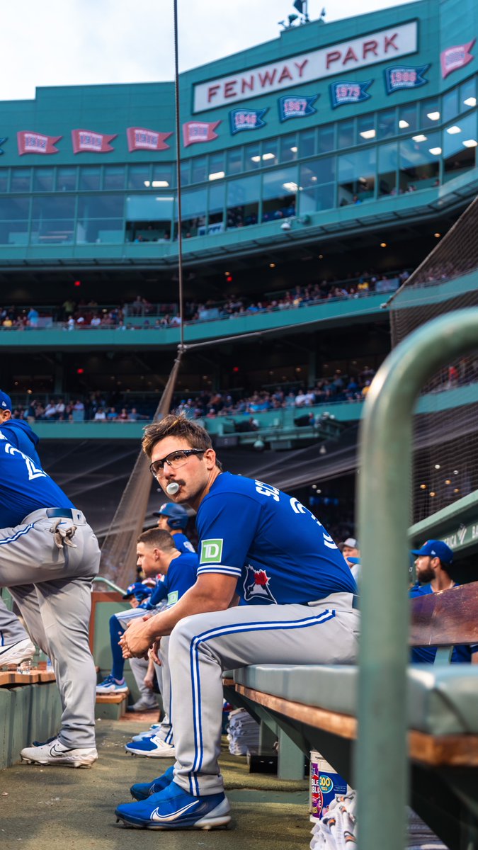 BlueJays's tweet photo. Goodnight, #BlueJays fans 💙

😴 sWWWeep dreams 🧹 https://t.co/kD0FwL6xN4
