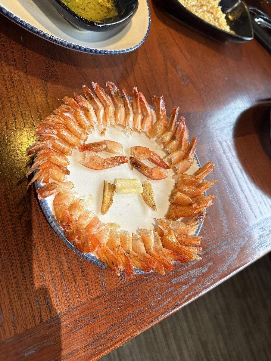 Down at the <a href="/redlobster/">Red Lobster</a> for Unlimited Shrimp today and met the Scampire 🧛‍♂️🦐😀