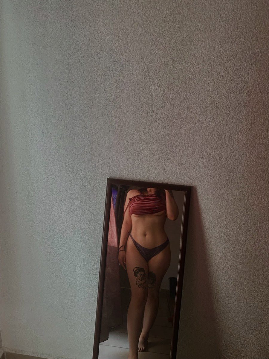 domingo de bajón pero x lo menos me gusta lo q veo en el espejo