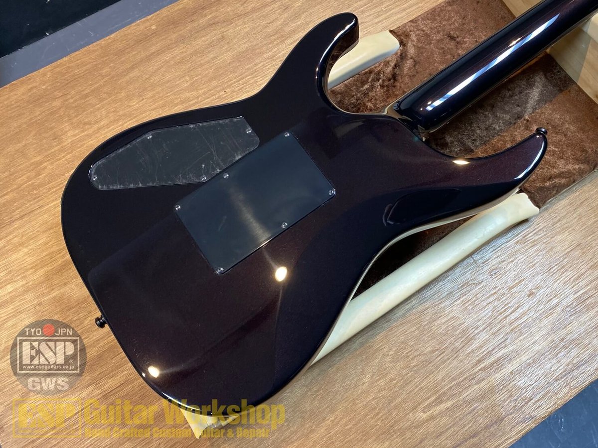 bigboss_online's tweet photo. /
🆕入荷情報
\
ESP HORIZON-CTM FR/FM Black Cherry
ESPの代表モデル!
厳選したフレイムメイプルを使用したシリーズ最高峰モデルが入荷しました😀
国内外多くのアーティストに幅広く愛用されるモデルを体感ください💁
商品詳細はこちら👉
https://t.co/Rg55oqduOC
#BBOnline #espguitarworkshop https://t.co/QNLH6sjJFV